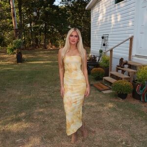 Elegant Yellow Strapless Dress